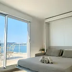 アパート Penthouse With A Sea View In *
