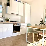 Penthouse With A Sea View In アラッシオ