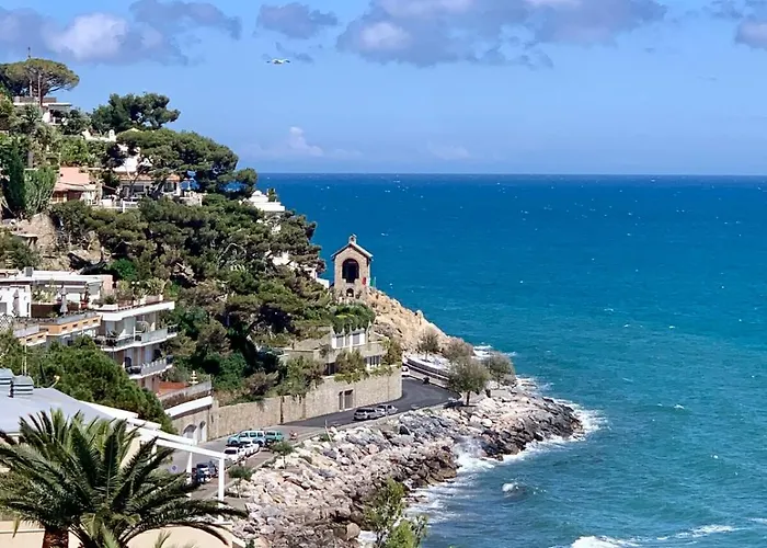 Penthouse With A Sea View In Lägenhet *