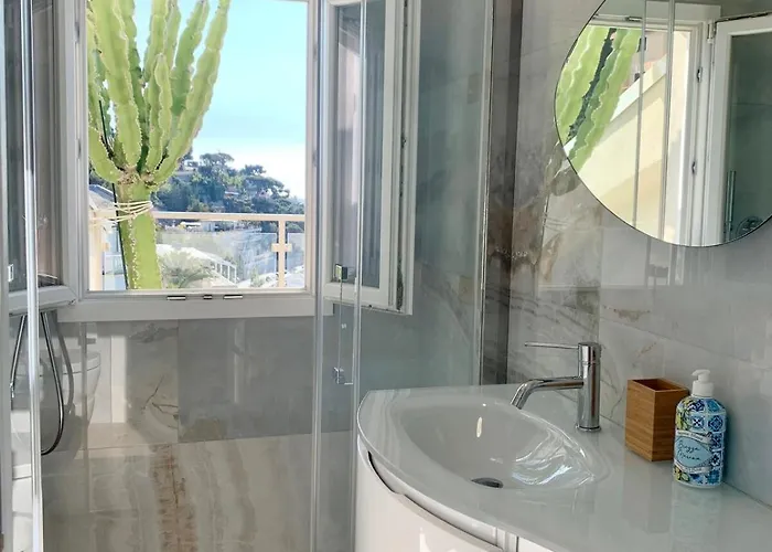 Lägenhet Penthouse With A Sea View In